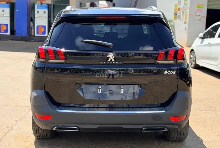 Peugeot 5008 2018 photo 5