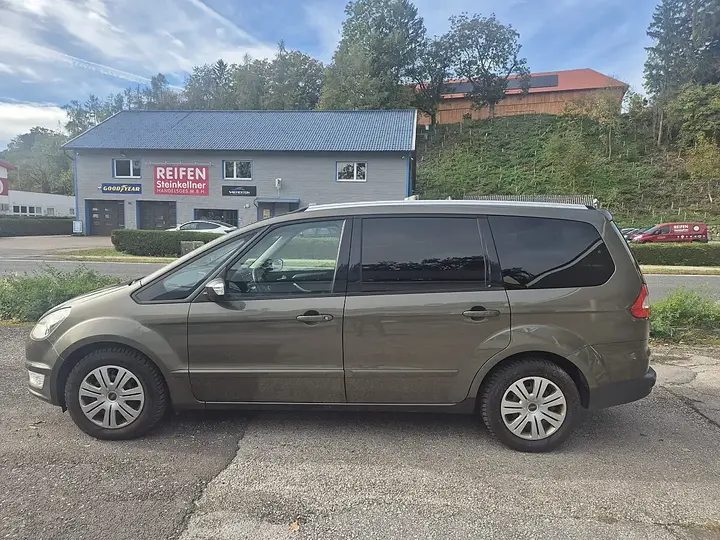 Ford Galaxy
