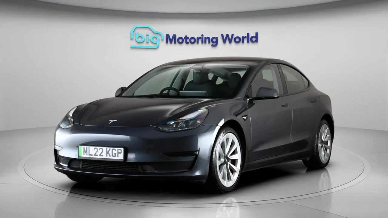 Tesla Model 3 2022 photo 4
