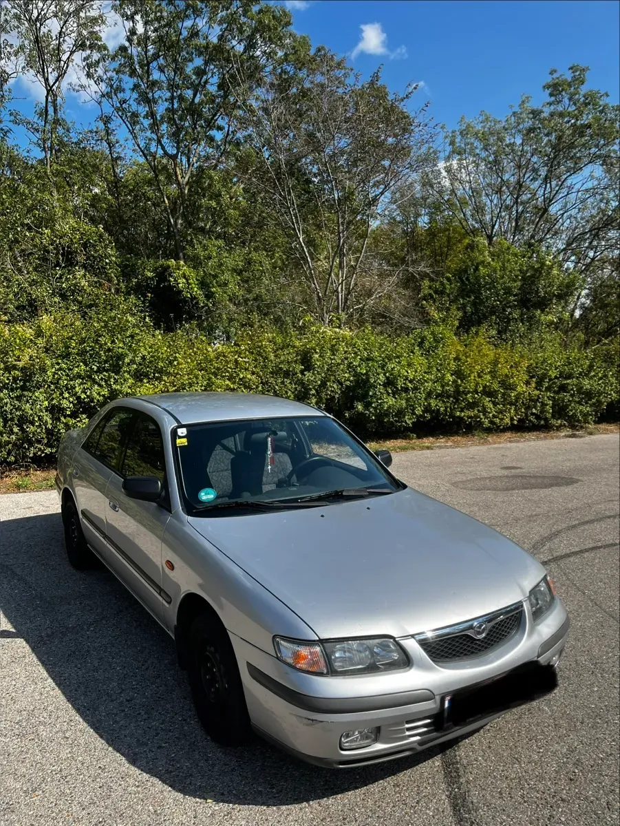 Mazda 626 1999 photo 2