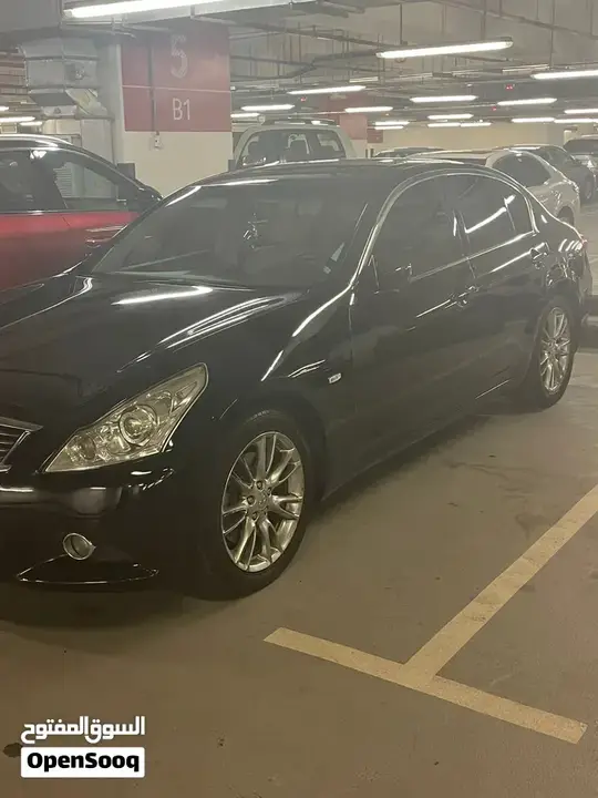 Infiniti G25 2012 photo 4