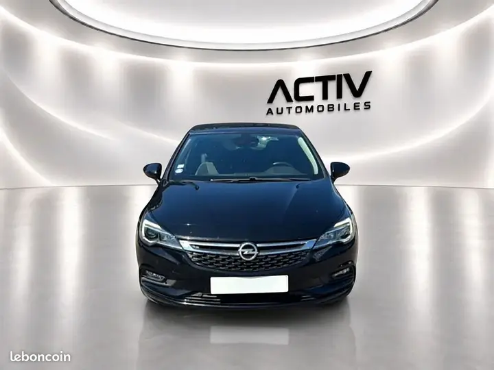 Opel Astra 2019 photo 2