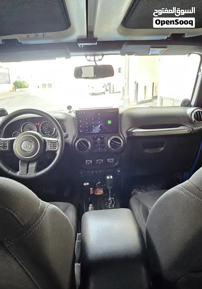 Jeep Wrangler 2014 photo 2