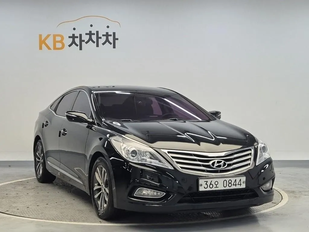 Hyundai Grandeur 2011 photo 4