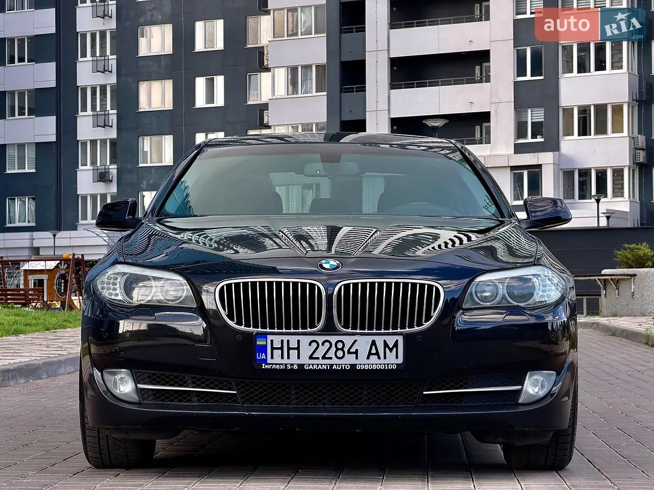 BMW 5 Series 2013 photo 2