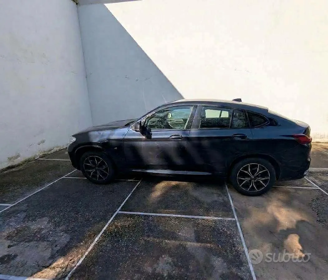 BMW X4 2022 photo 4