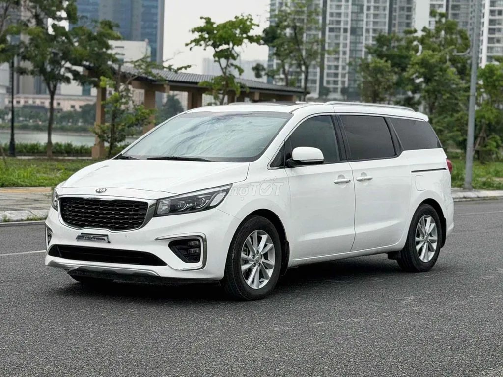 Kia Sedona 2020 photo 3