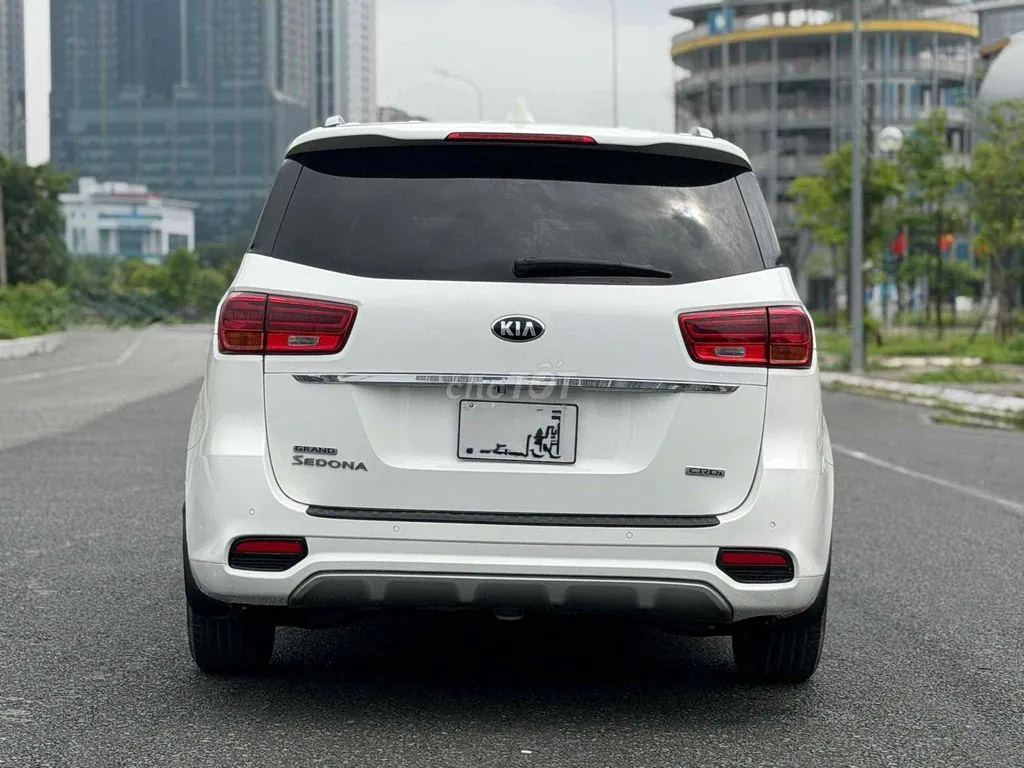 Kia Sedona 2020 photo 4