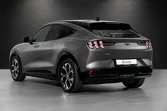Ford Mustang Mach-E 2023 photo 4