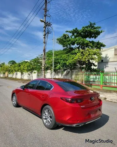Mazda 3 2022 photo 3