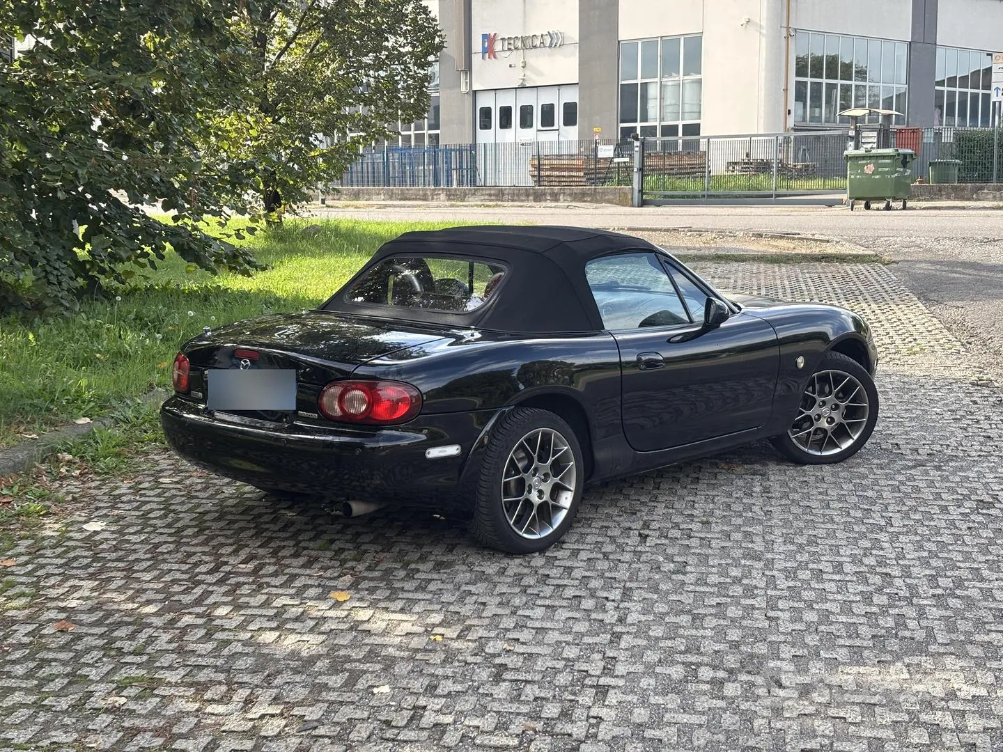 Mazda Mx-5 2004 photo 3