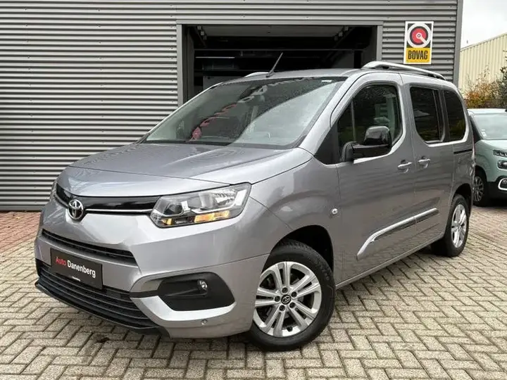 Toyota Proace City 2022 photo 2