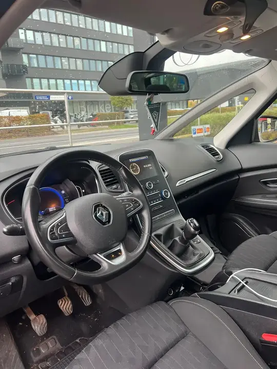 Renault Grand Scenic 2020 photo 3