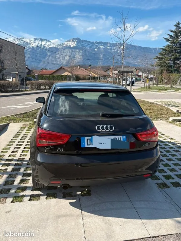 Audi A1 2014 photo 3