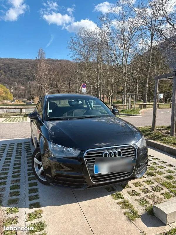 Audi A1 2014 photo 2
