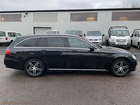 Mercedes-Benz E220 2018 photo 5