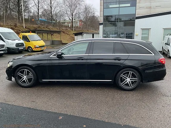 Mercedes-Benz E220