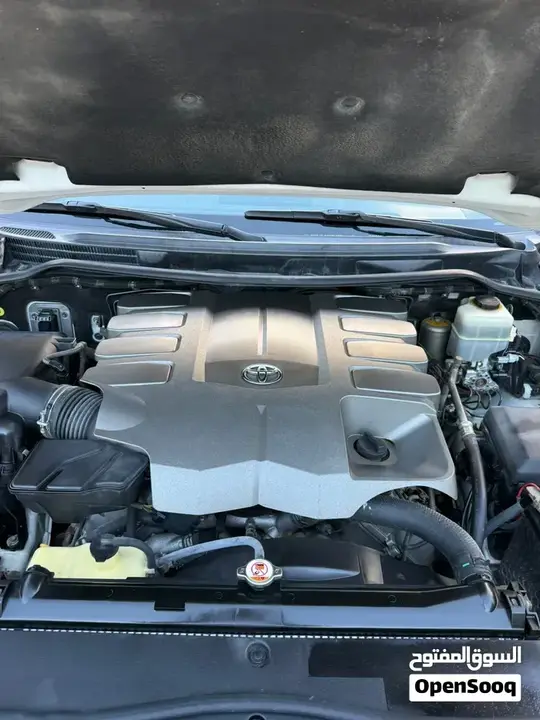 Toyota Land Cruiser Gxr 2015 photo 3