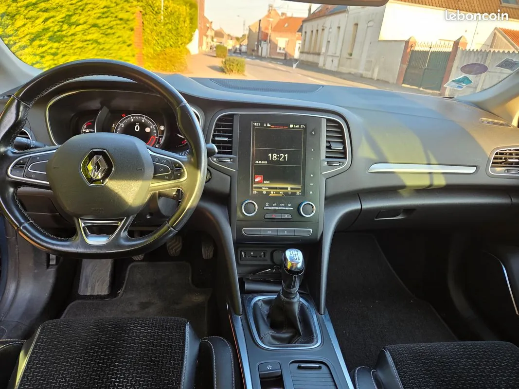 Renault Megane 2016 photo 3