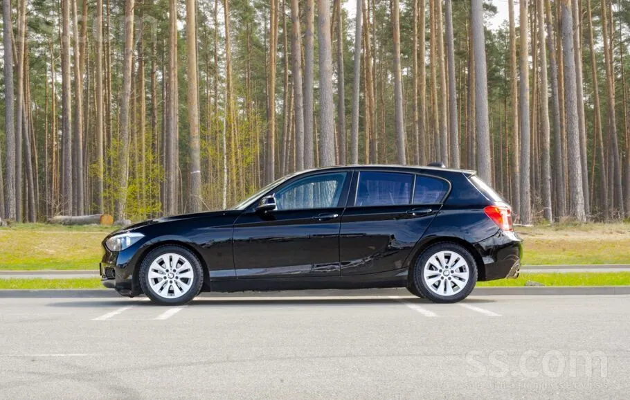 BMW 116 2011 photo 4