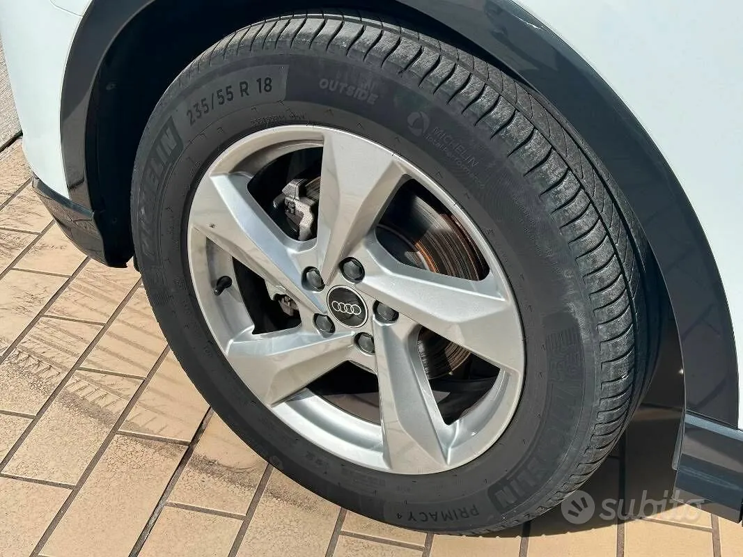 Audi Q3 2021 photo 4