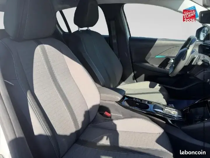 Peugeot 208 2023 photo 5