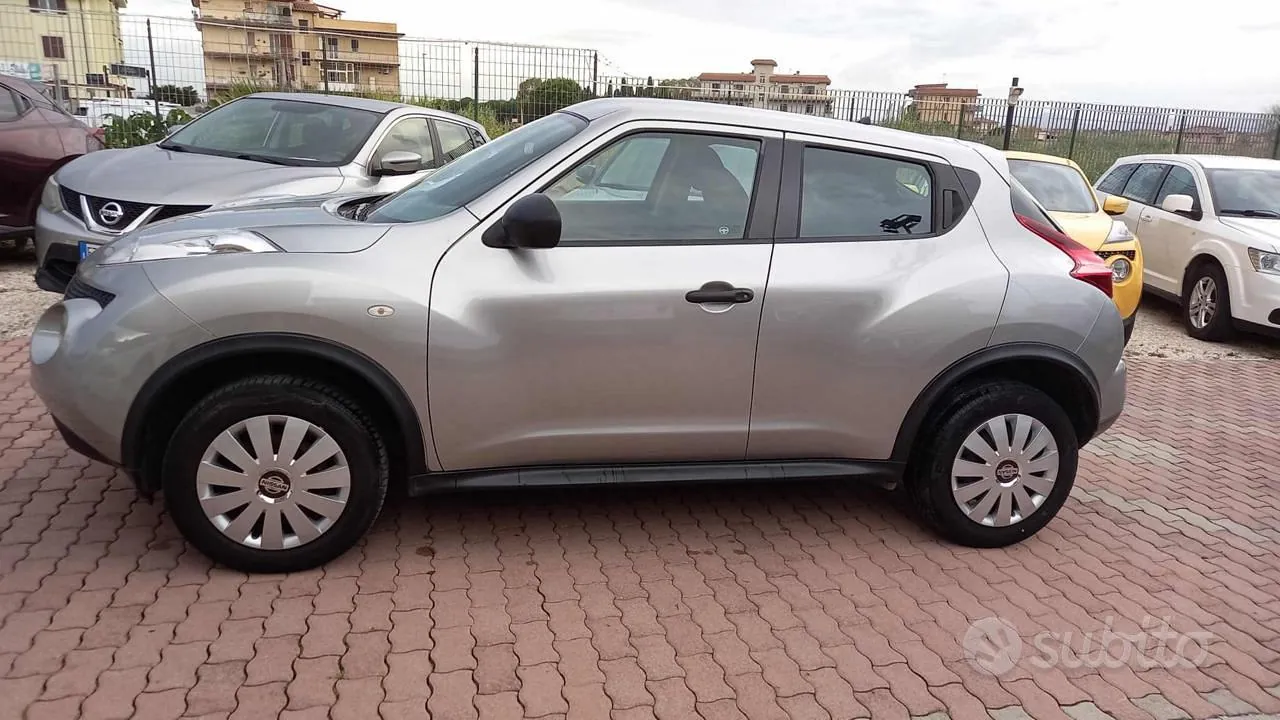 Nissan Juke 2011 photo 4