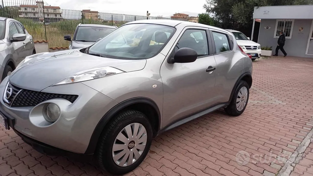 Nissan Juke 2011 photo 3