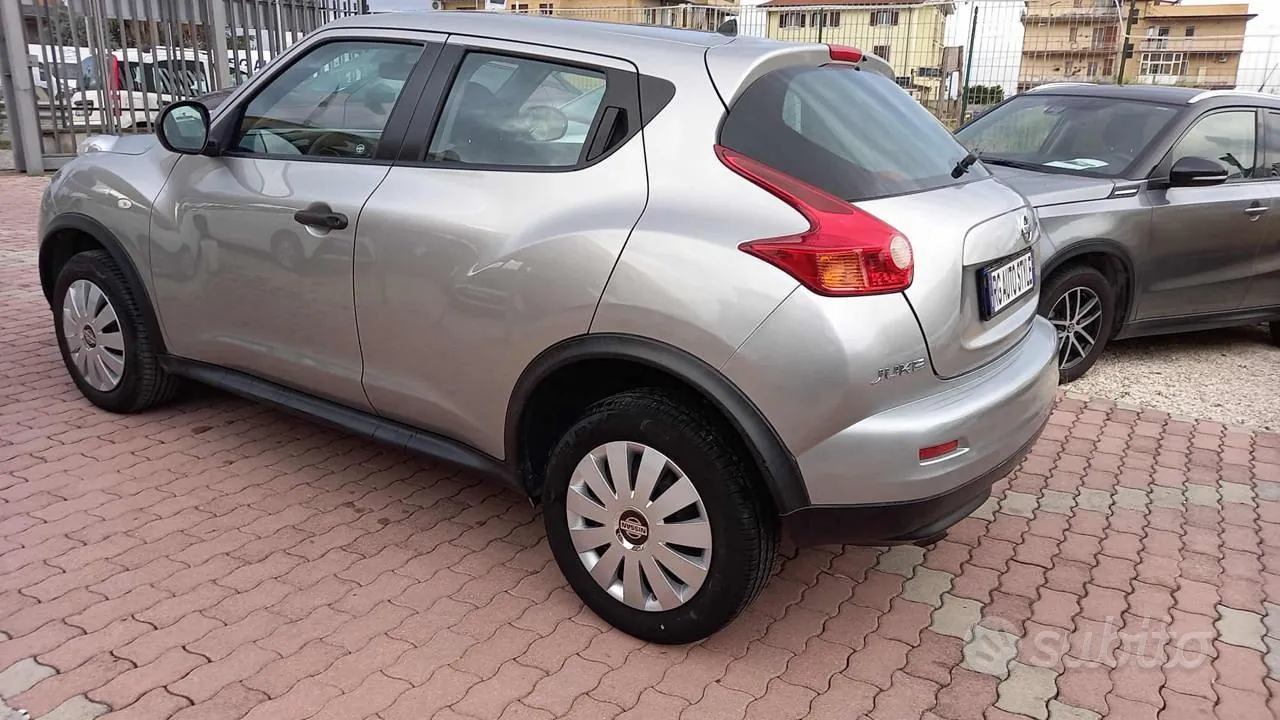 Nissan Juke 2011 photo 5