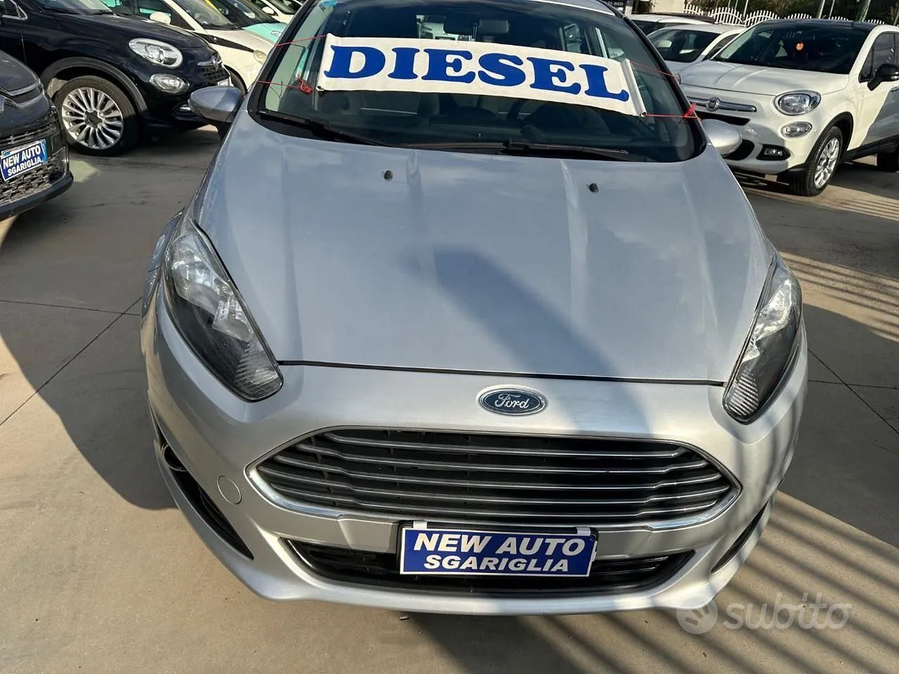 Ford Fiesta 2015 photo 2