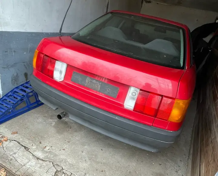 Audi 80