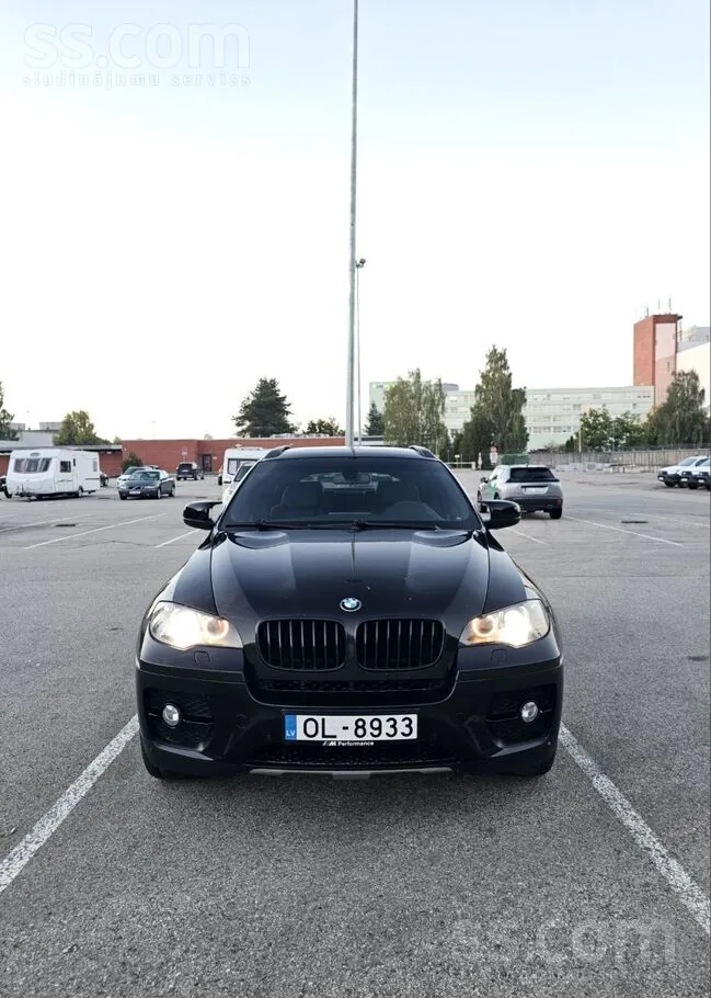 BMW X6