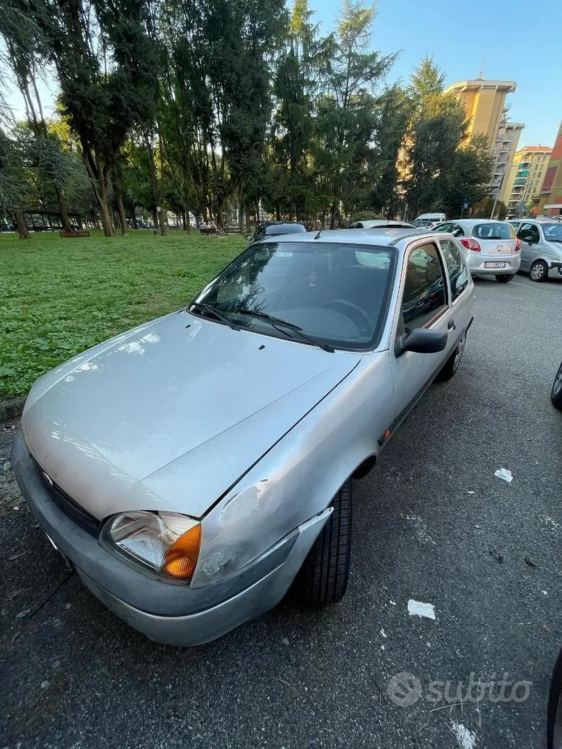 Ford Fiesta 2002 photo 3