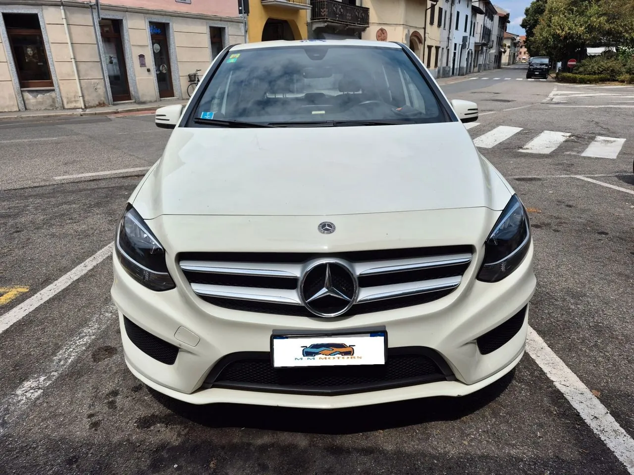 Mercedes-Benz B 200 2017 photo 2