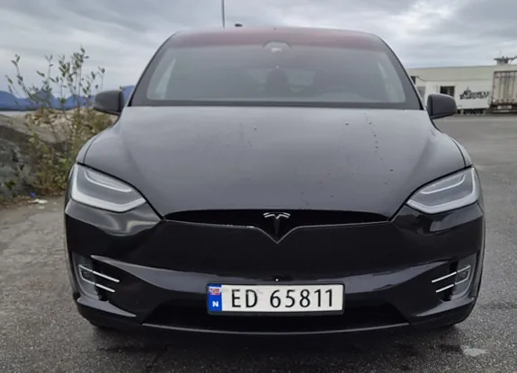 Tesla Model X 2017 photo 4