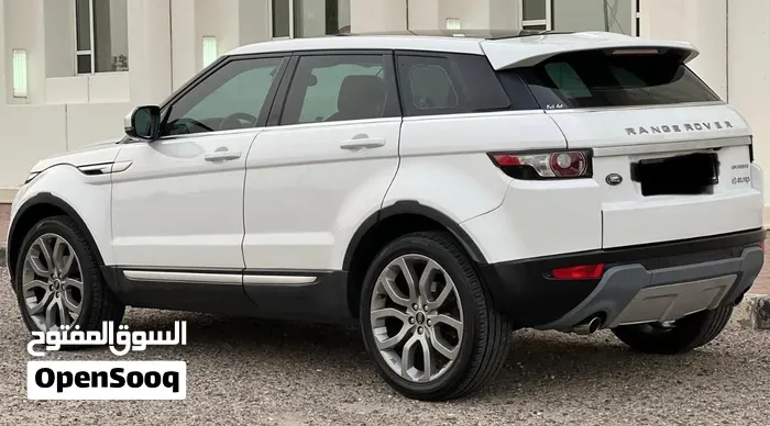 Land Rover Range Rover Evoque 2015 photo 2