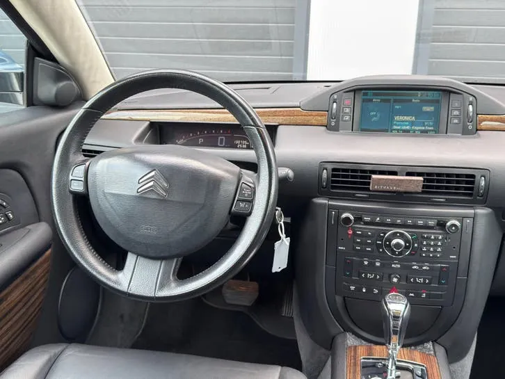 Citroen C6 2006 photo 2