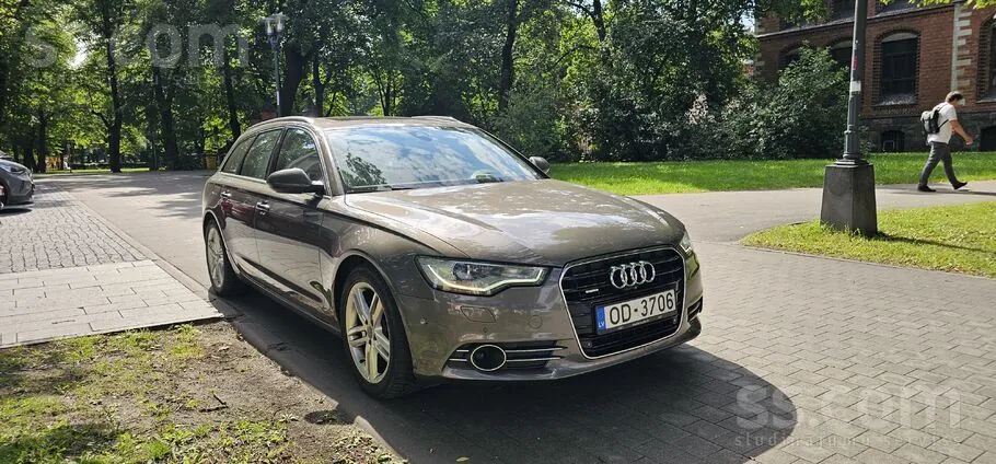 Audi A6 2011 photo 2
