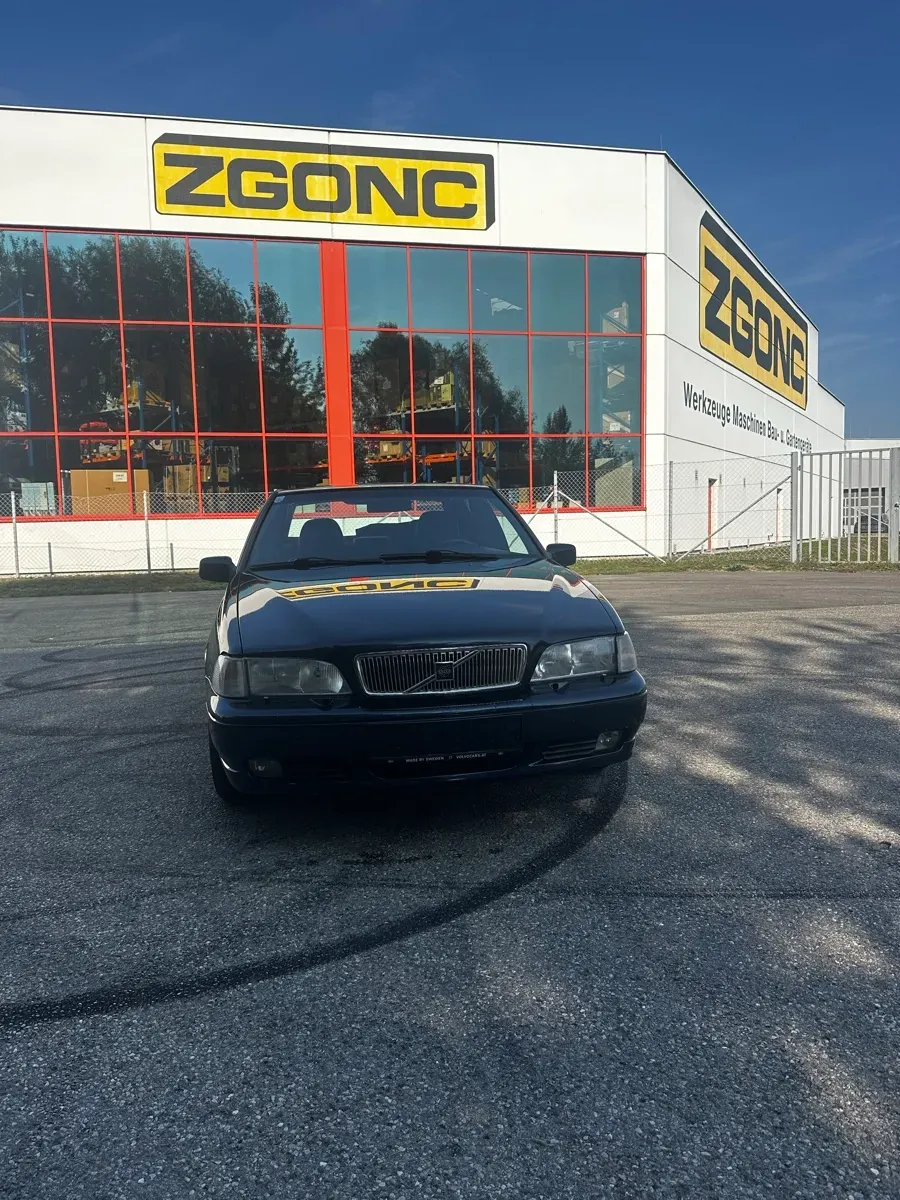 Volvo S70 1998 photo 2