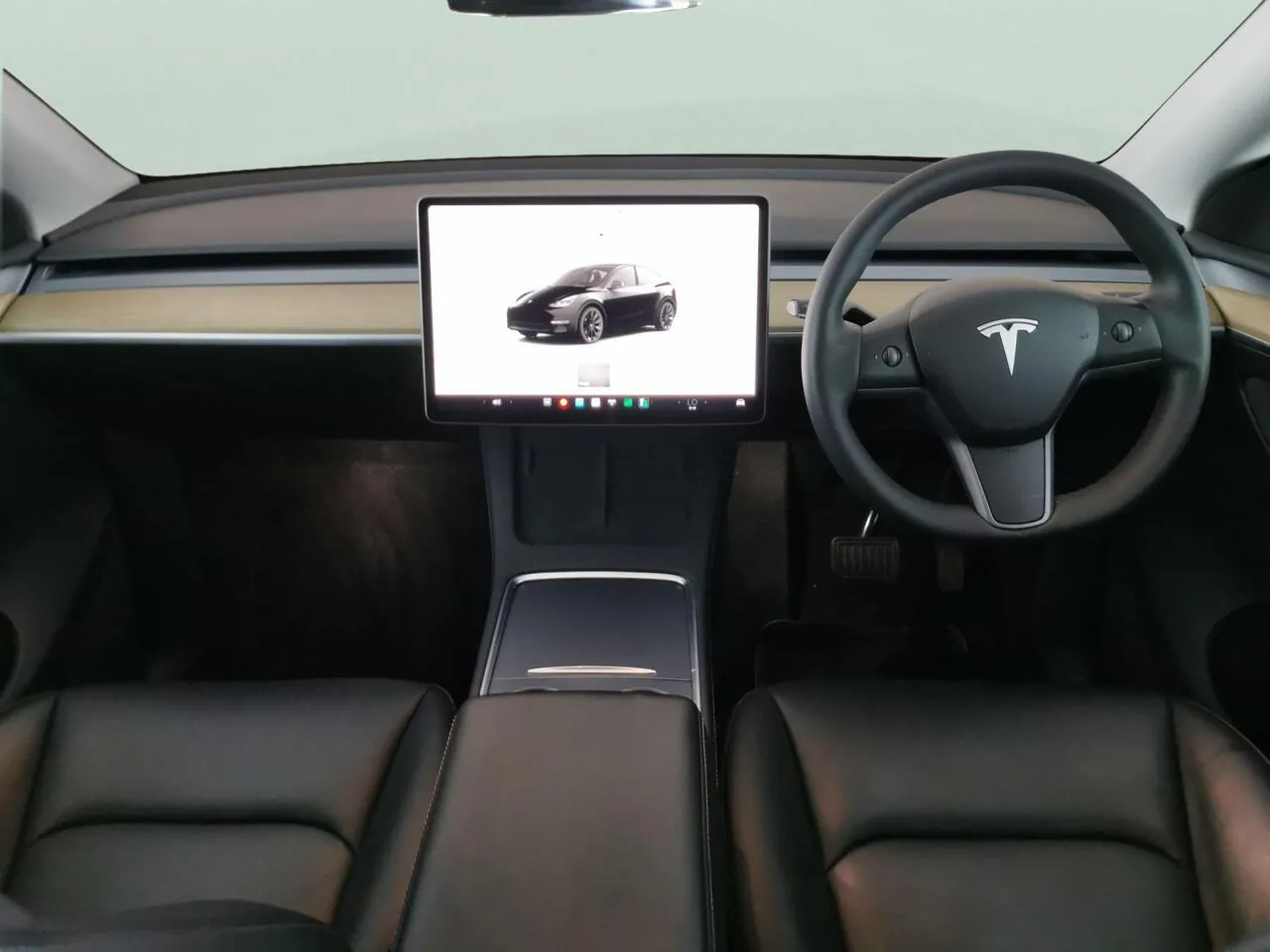 Tesla Model Y 2023 photo 4