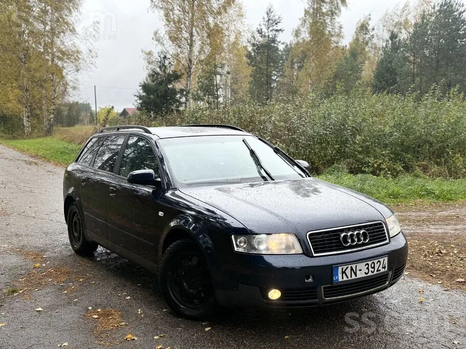 Audi A4 2004 photo 2