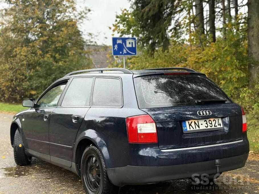 Audi A4 2004 photo 3
