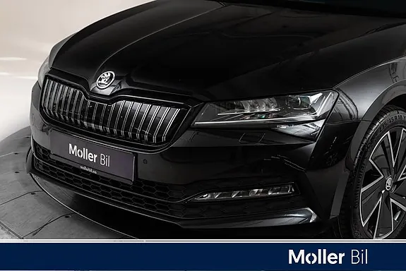 Skoda Superb 2023 photo 5