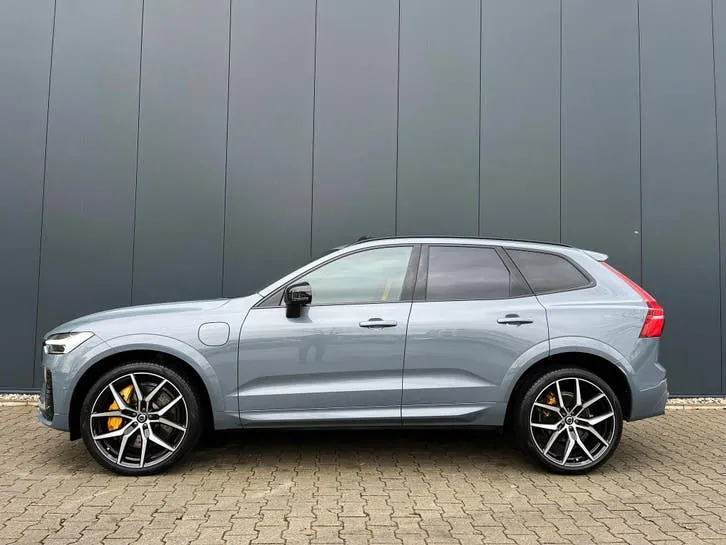 Volvo Xc60 2021 photo 2