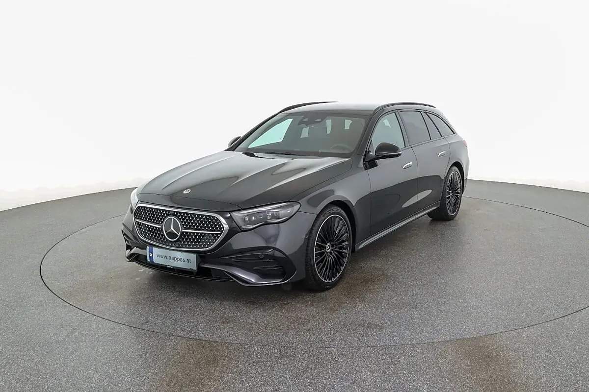 Mercedes-Benz E-Class 2025 photo 2
