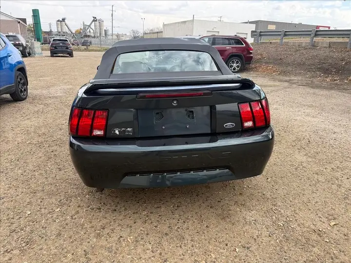 Ford Mustang 1999 photo 4