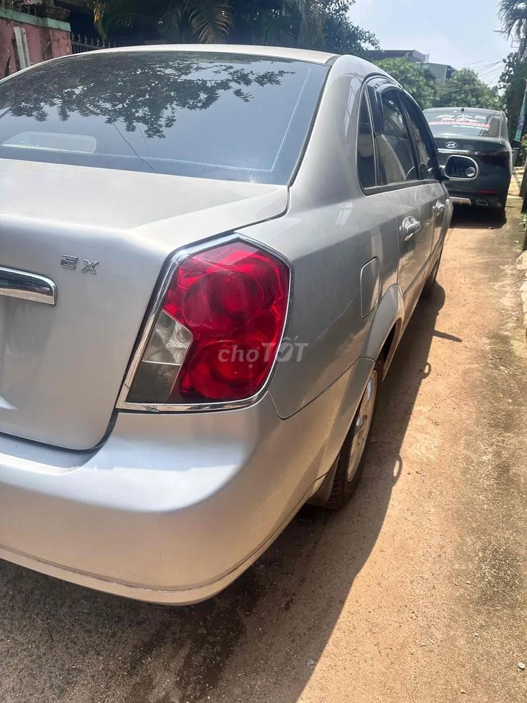 Chevrolet Lacetti 2010 photo 4