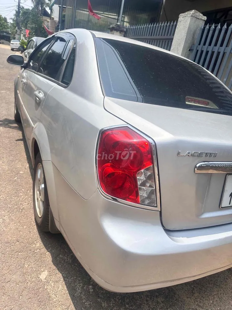 Chevrolet Lacetti 2010 photo 3