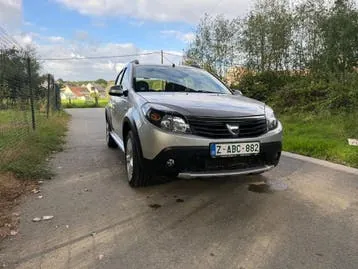 Dacia Sandero 2012 photo 3