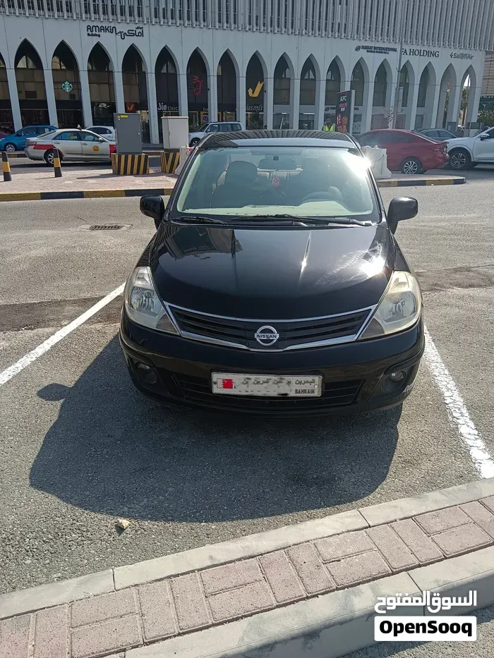 Nissan Tiida 2011 photo 5